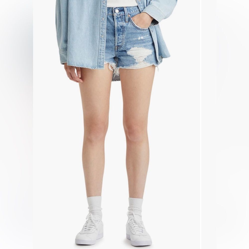 LEVI’S Shorts NWT 501 High Rise Ripped Button Fly In Quiet Riot Blue Size 24 - Picture 8 of 10